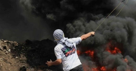  اندلاع مواجهات بين فلسطينيين وقوات الاحتلال الصهيوني