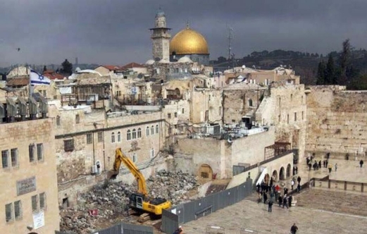 هيئة مقدسية تحذر من سياسة العدو الصهيوني الرامية الى تهويد الأقصى