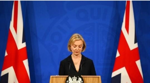 محلل: استقالة تراس تخفي مشاكل خروج بريطانيا من الاتحاد الأوروبي