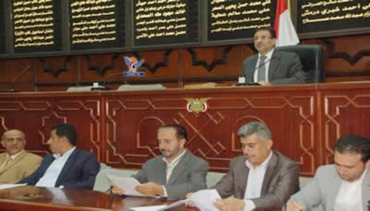 النواب يستكمل استعراضه لتقرير لجنة الخدمات بشأن أوضاع الشوارع والطرق والجسور وأعمال النظافة