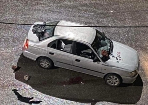شهيدة فلسطينية وإصابة آخر برصاص العدو بعد استهداف مركبة غرب رام الله