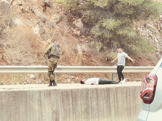 شهيدان فلسطينيان ومصرع مستوطن وإصابة أربعة آخرين بعملية طعن ودهس في سلفيت