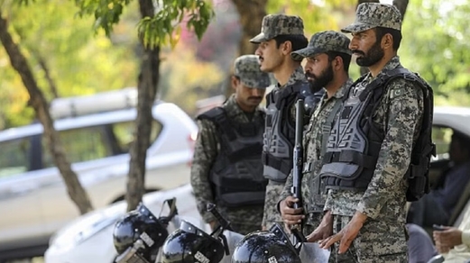 مصرع ستة من أفراد الشرطة الباكستانية في هجوم إرهابي