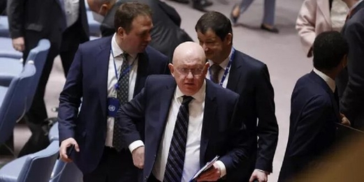 نيبينزيا: العسكريون الأمريكيون هم من يشغلون منظومات صواريخ “هيمارس” للنظام الأوكراني