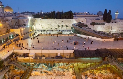 سفراء أوروبيون يقاطعون جولة في حائط البراق نظمها السفيرين الصهيوني والاماراتي