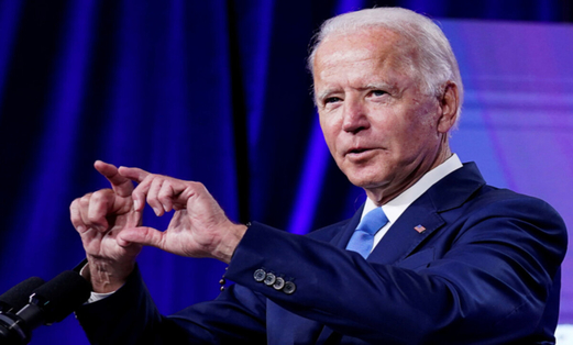 صحيفة أمريكية: بايدن ومجلس الاحتياطي الفيدرالي يدمران الاقتصاد الأمريكي تمامًا