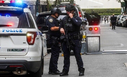 مصرع شاب أمريكي وإصابة آخرين جراء إطلاق نار قرب مدرسة في شيكاغو