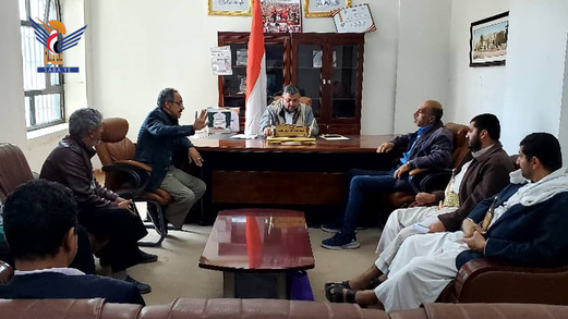 مناقشة استكمال مشروع المسبح الأولمبي في مدينة الثورة بصنعاء