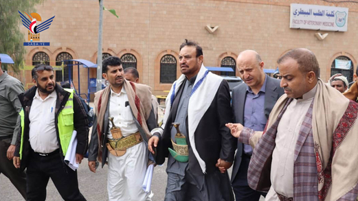 تفقد مشاريع زراعية وإنشاء قاعات دراسة بكليتي الطب البيطري والزراعة بجامعة صنعاء