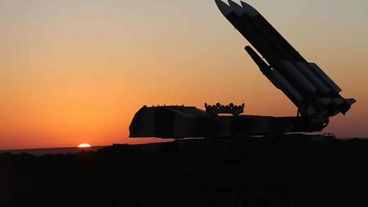 انطلاق مناورات “ذو الفقار 1401” في إيران بمشاركة قوات بحرية وجوي