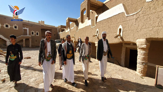 محافظ صعدة يطلع على أعمال الترميم في قلعة القشلة التاريخية