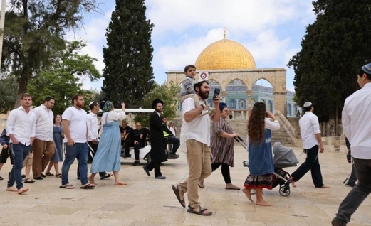اقتحام جديد للأقصى المبارك من قبل قطعان المستوطنين وسط حماية مشددة