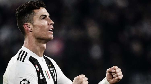 رونالدو يقترب من نيل لقب هداف “كوكب الأرض”..