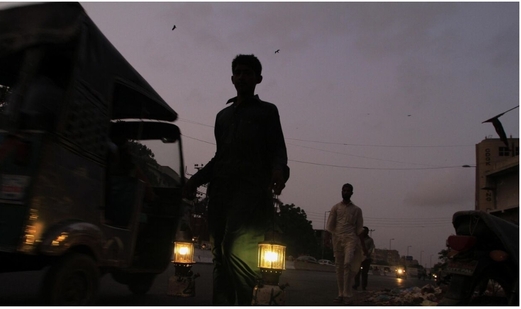 باكستان.. 220 مليون شخص بدون كهرباء بعد انقطاع التيار في عموم البلاد