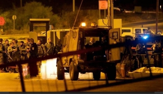 مقاومون فلسطينيون يطلقون النار على حاجز الجلمة شمال غرب جنين