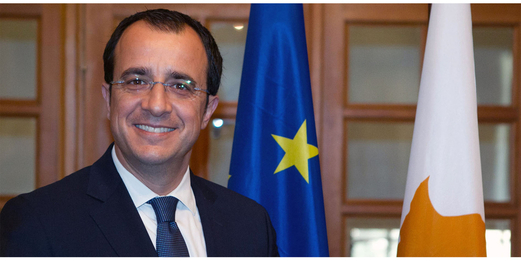 فوز نيكوس كريستودوليدس بالانتخابات الرئاسية القبرصية