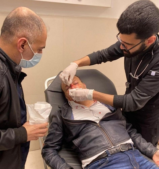 إصابة فلسطينيين في إعتداءات للعدو الصهيوني على مسيرة وسط الخليل بالضفة المحتلة