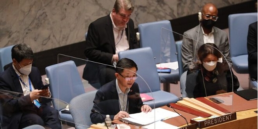 الصين تؤكد مواصلتها الاضطلاع بدور مسؤول وبناء لحل الأزمة الأوكرانية