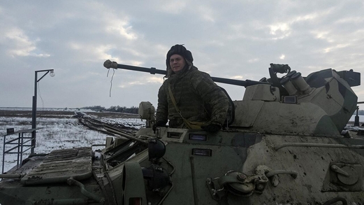 وسائل إعلام روسية: طريق واحد بقي أمام القوات الأوكرانية لمغادرة أرتيوموفسك