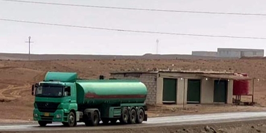 قوات الاحتلال الأمريكي تواصل سرقة النفط السوري