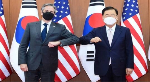 كوريا الشمالية تتهم الولايات المتحدة وجارتها الجنوبية بتجاوز “خط خطير”