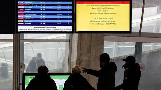 فرنسا: اضطرابات في مطاري رواسي وأورلي في باريس بسبب عطل معلوماتي