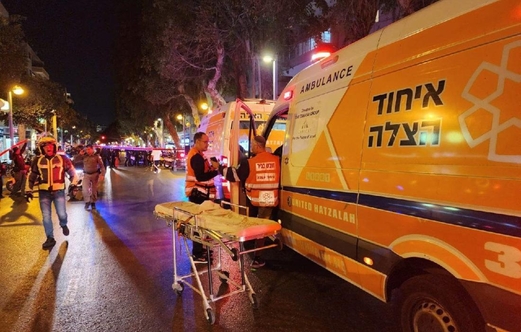 إصابة جندي صهيوني بعملية إطلاق نار شمال القدس وإطلاق صاروخين من لبنان تجاه المطلة