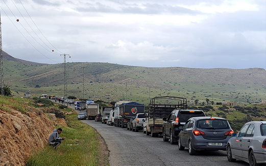العدو الصهيوني يشدد إجراءاته العسكرية في محيط الأغوار لليوم الرابع على التوالي