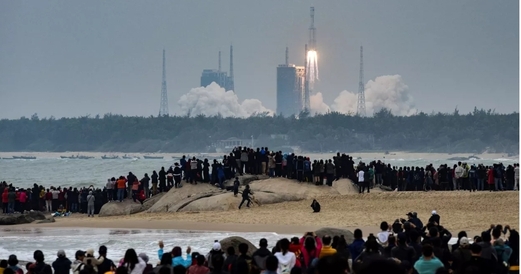 الصين تواصل التدريبات الصاروخية في منطقة شينجيانغ عقب مناورات “السيف المشترك”