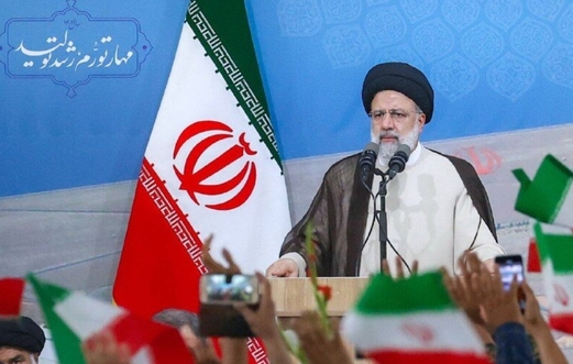رئيسي: هناك العديد من القدرات لتطوير العلاقات بين إيران والعراق في مختلف المجالات