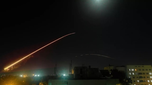 استشهاد عسكري وخروج مطار حلب الدولي عن الخدمة بعدوان صهيوني جديد يستهدف سوريا