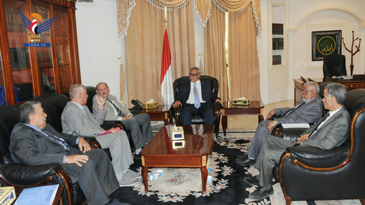 رئيس الوزراء يشيد بالأداء الأكاديمي والتعليمي والبحثي للجامعات اليمنية