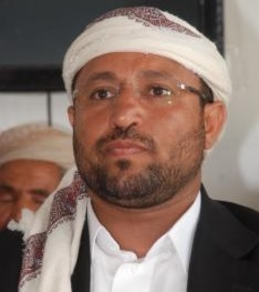 وزير الدولة ابونشطان يعزي رئيس الوزراء في وفاة شقيقه