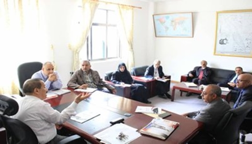 وزير الخارجية يلتقي الوحدة التنفيذية للرؤية الوطنية لبناء الدولة بالوزارة