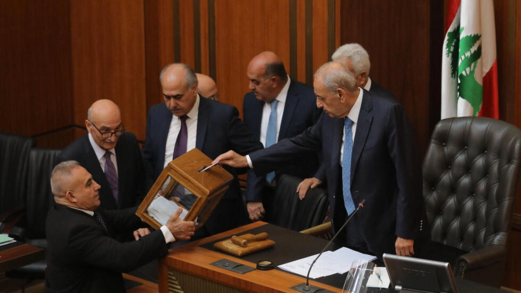 عقد جلسة للبرلمان اللبناني لانتخاب رئيس جديد للبلاد