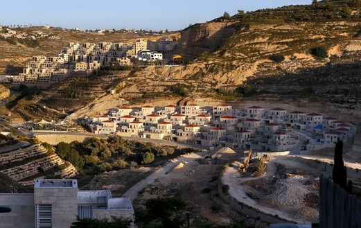 مستوطنون صهاينة يقيمون بؤرة استيطانية جديدة غرب سلفيت