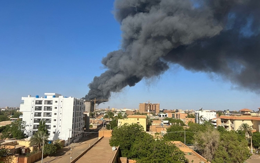 مصرع 22 شخصاً في قصف جوي للجيش السوداني على مدينة أم درمان