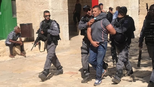 اعتقال خمسة فلسطينيين من الضفة الغربية والقدس المحتلة