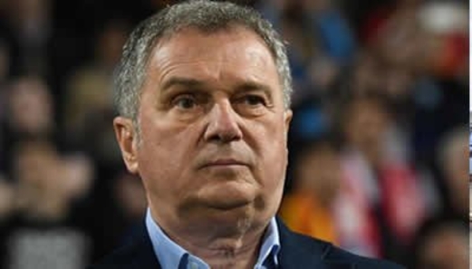 إتحاد الجبل الأسود لكرة القدم يقيل مدرب المنتخب