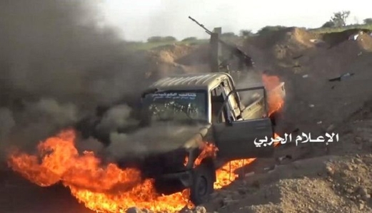 تدمير آليتين محملتين بمرتزقة الجيش السعودي في صحراء البقع