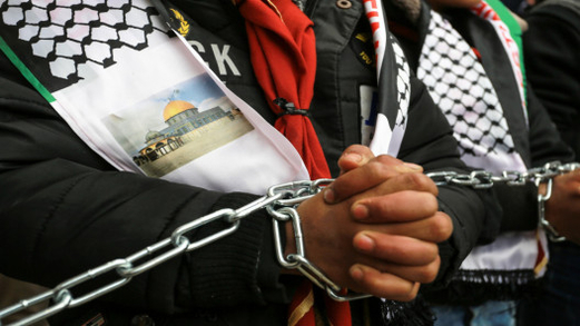  الحركة الأسيرة الفلسطينية تعلق الشروع بإضراب مفتوح عن الطعام