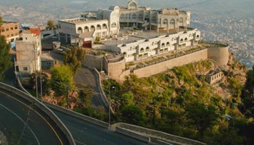 استشهاد امرأتين وإصابة مواطنين أثنين بجروح بقصف مدفعي في مديرية صالة بتعز
