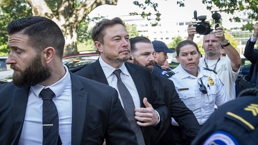 ماسك يحذر من اندلاع حرب عالمية ثالثة ستنكسر أمريكا فيها