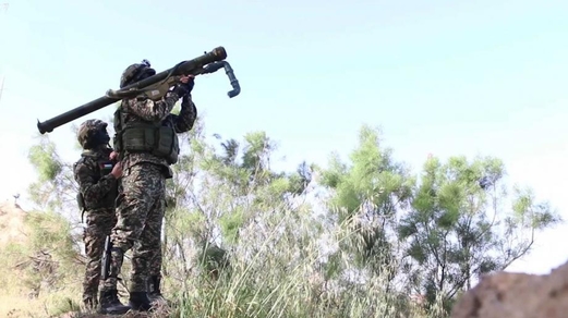 كتائب القسام تستهدف مروحية للعدم شرق البريج بصاروخ “سام 7” وتؤكد إصابتها