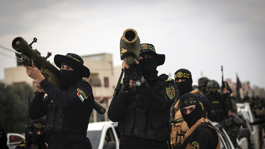 اشتباكات عنيفة وقتال شرس في عدة محاور بين مقاتلي المقاومة الفلسطينية وجيش العدو في قطاع غزة