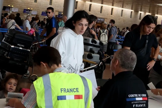 إعلام العدو: فرار أكثر من 230 ألف مستوطن من كيان الاحتلال منذ “طوفان الأقصى”