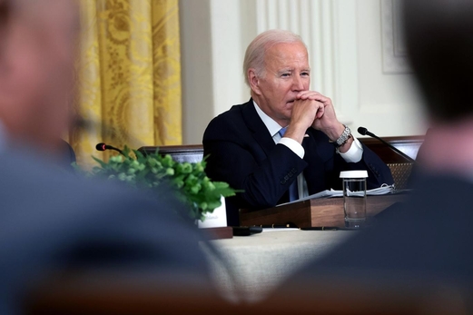 تصاعد الغضب داخل الإدارة الأمريكية واتهامات لبايدن بدعم الإبادة الجماعية للفلسطينيين