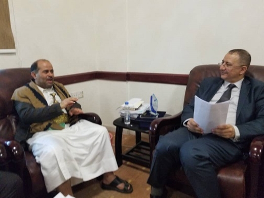 وزير المياه والبيئة يناقش مع محافظ عمران الوضع المائي بالمحافظة