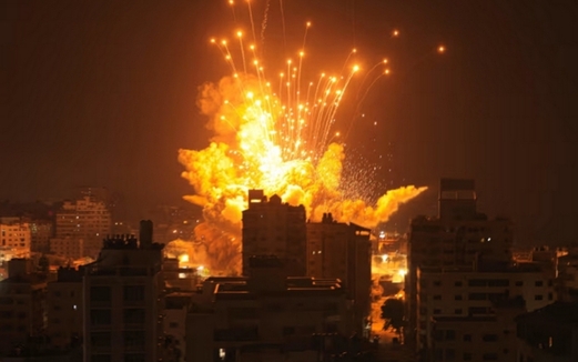 الولايات المتحدة الأمريكية تعتزم نقل قنابل دقيقة إلى كيان العدو الصهيوني 