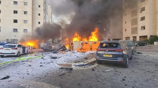 إعلام العدو: وقوع أضرار في المنازل جراء سقوط الصواريخ على مدينة عسقلان